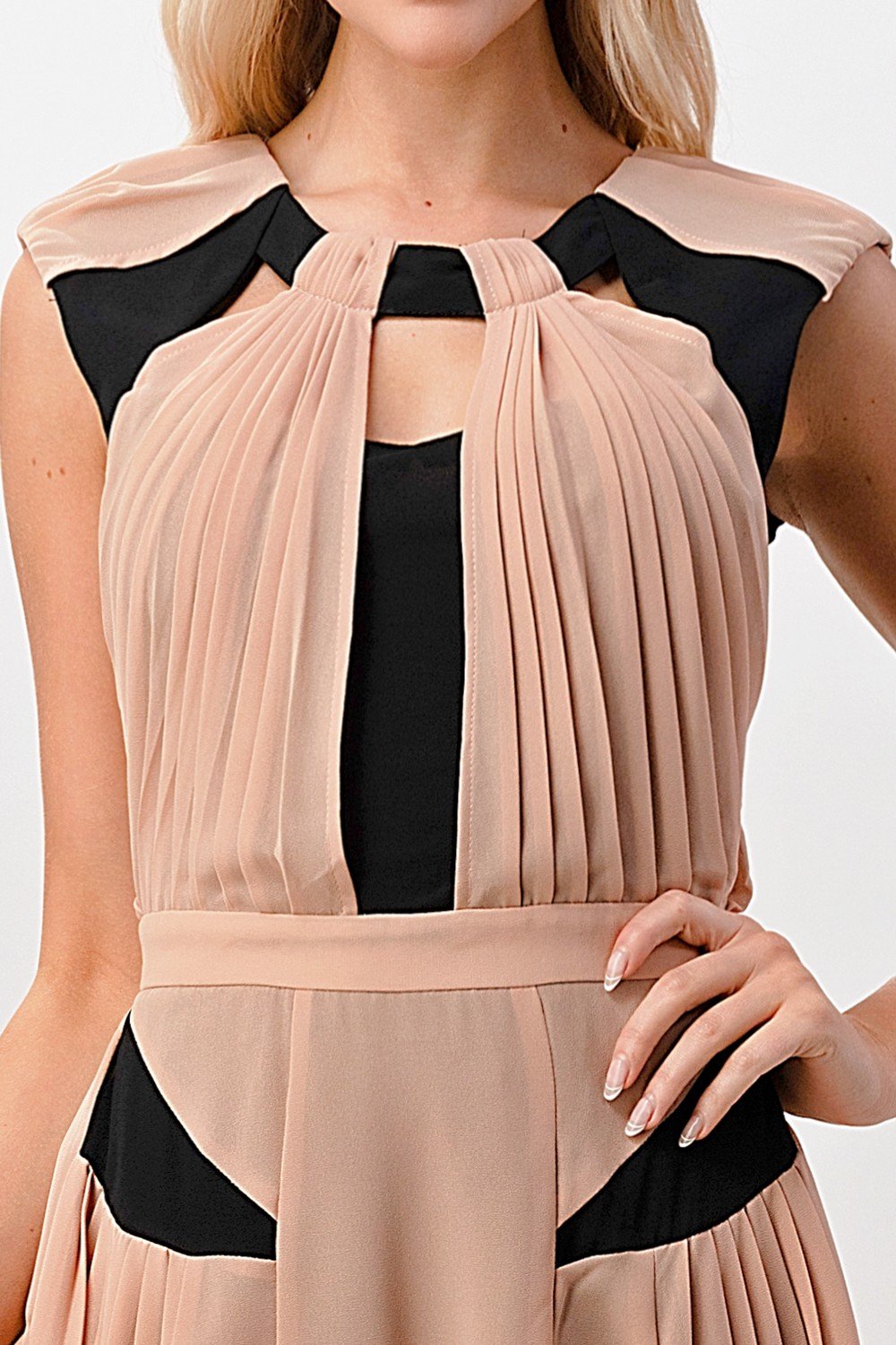 Color Blocked Pleated Dress