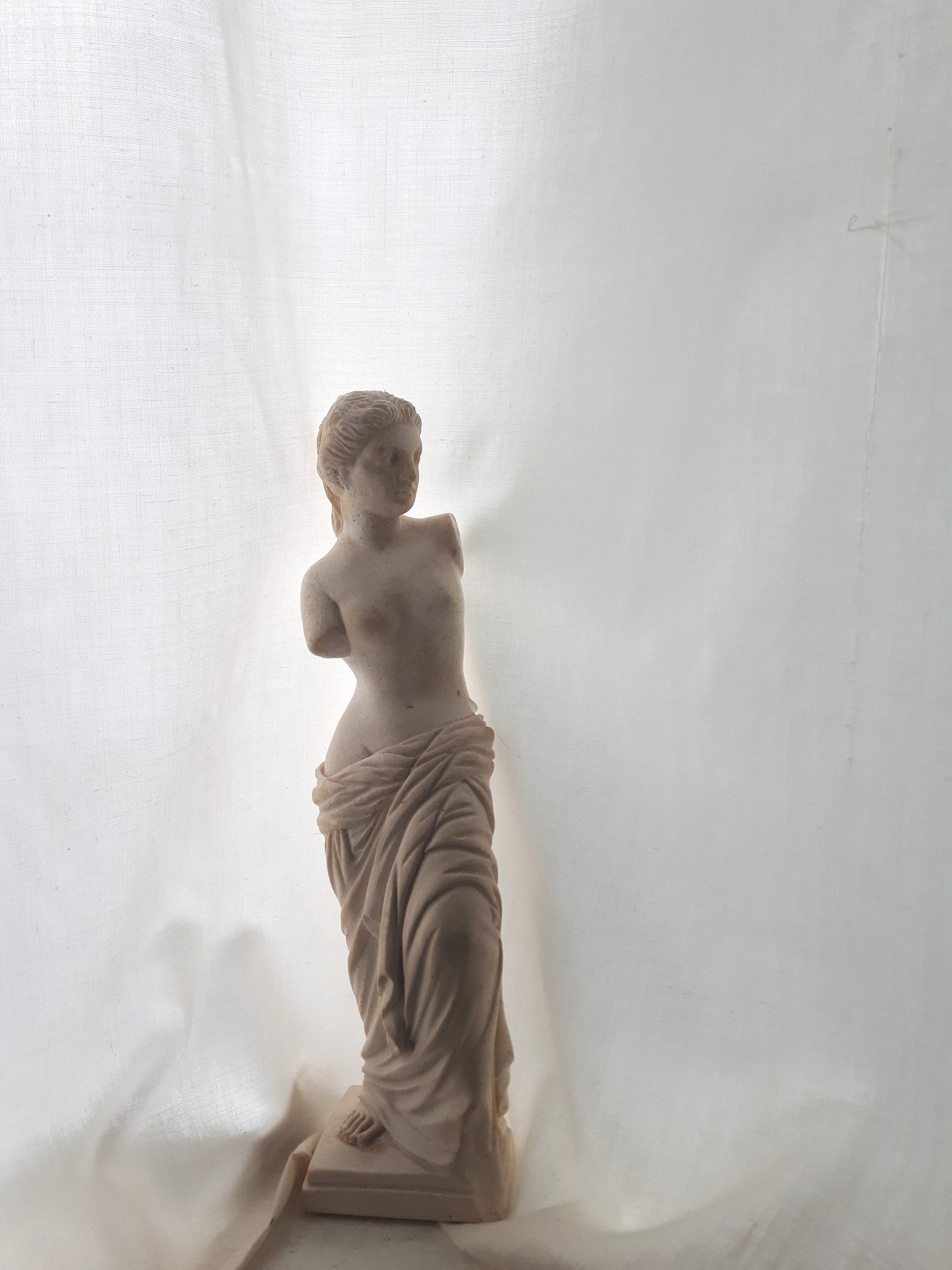 Vintage Venus de Milo Statuette