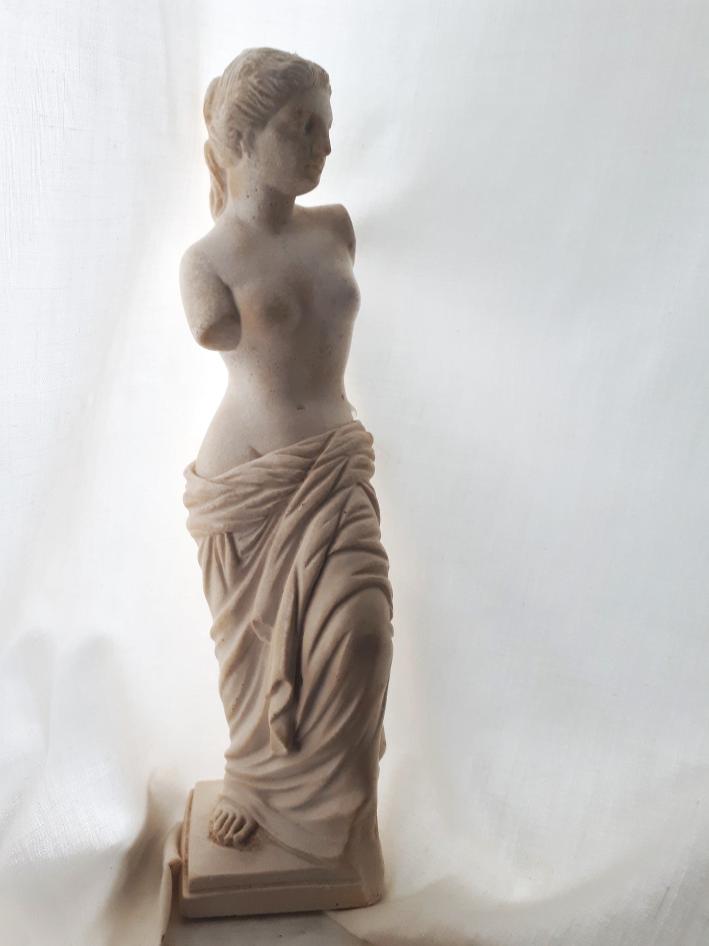 Vintage Venus de Milo Statuette